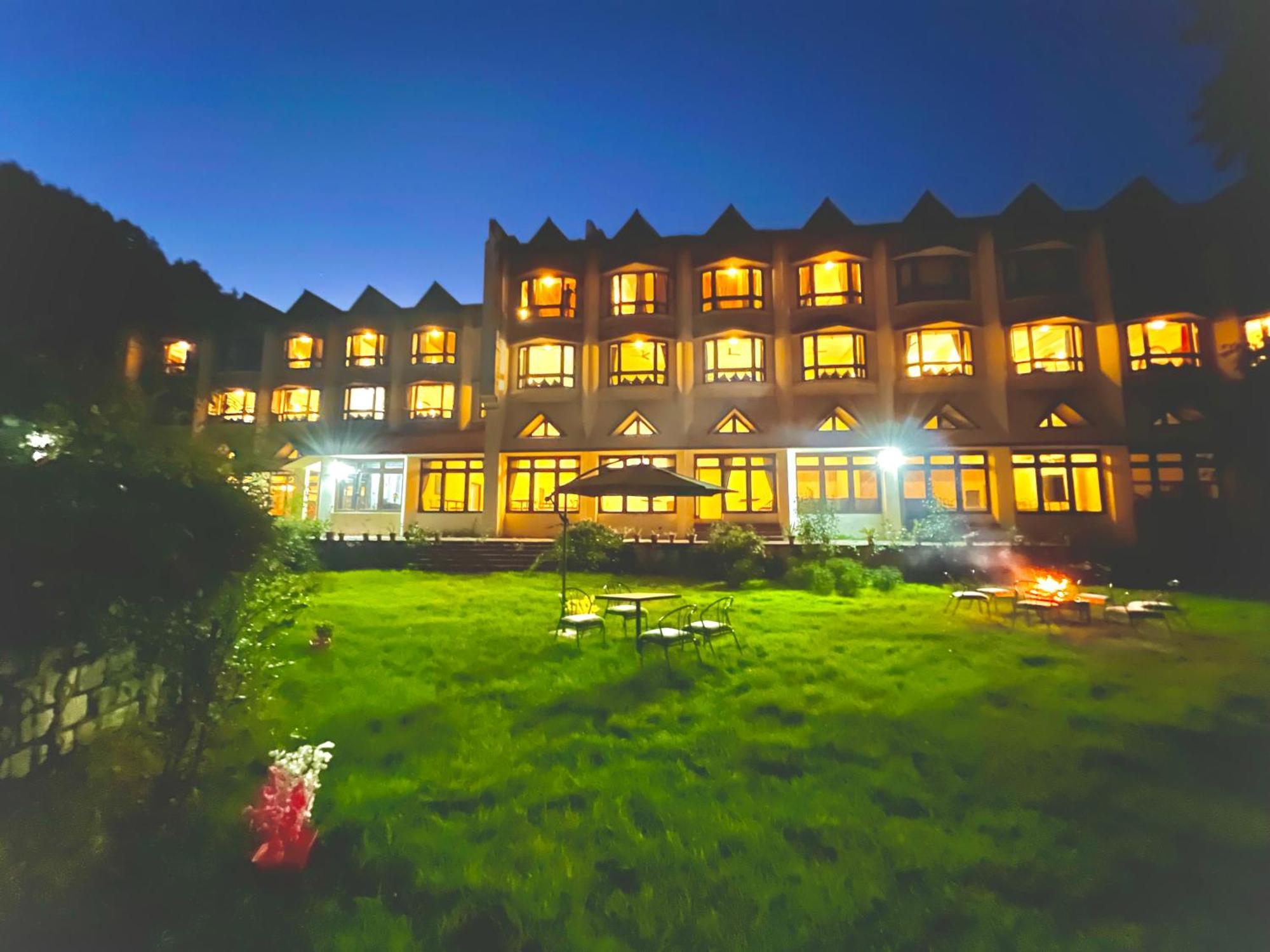 Ramayan Resort, In City Centre Manali By Ramanand Sagar Exterior foto