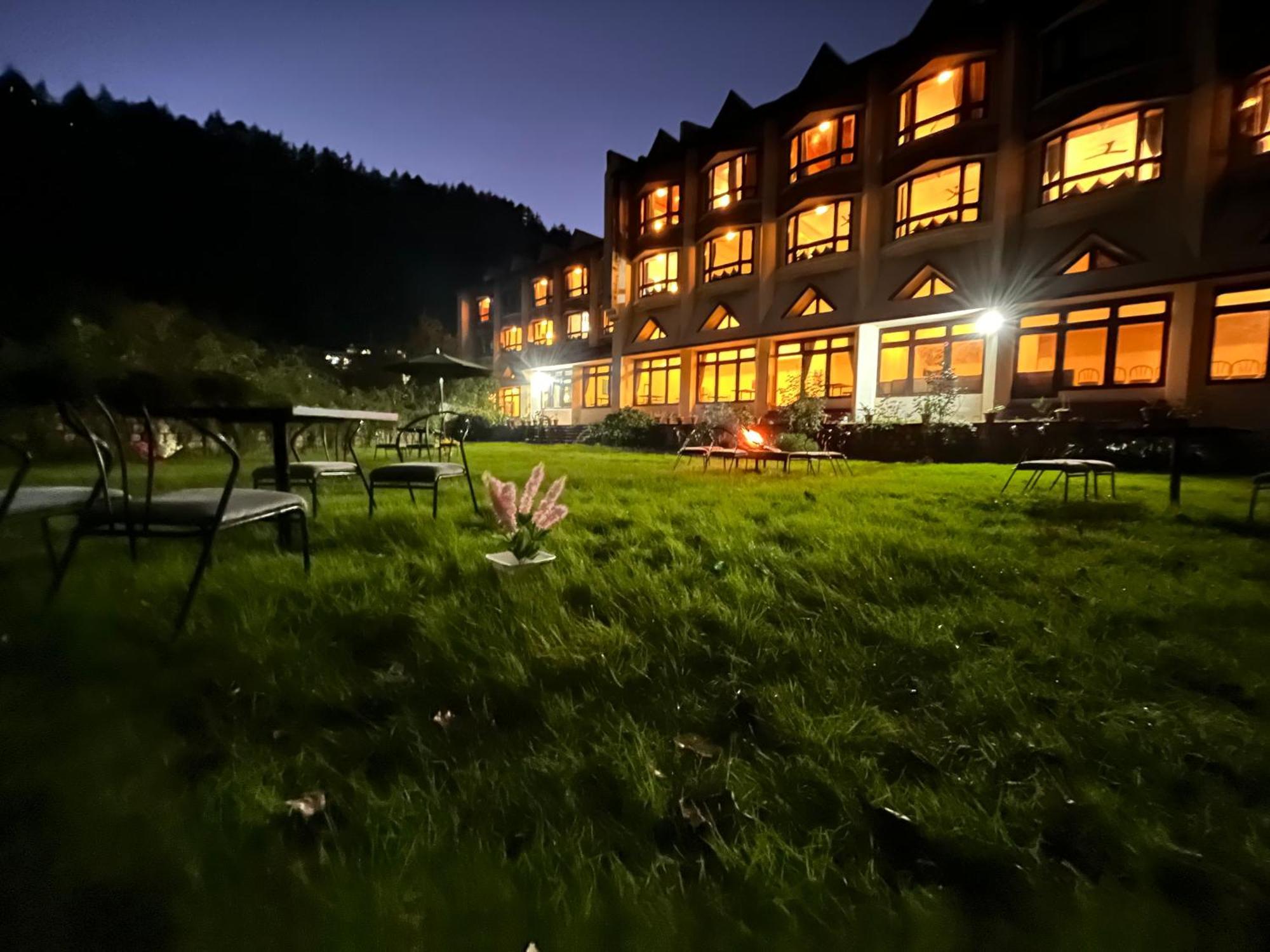 Ramayan Resort, In City Centre Manali By Ramanand Sagar Exterior foto